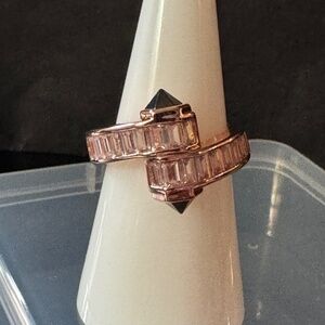 Bomb Party Untamed RG48989 Coiled Intentions